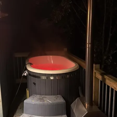 Eagle's Nest Connemara And Apartamento Westport