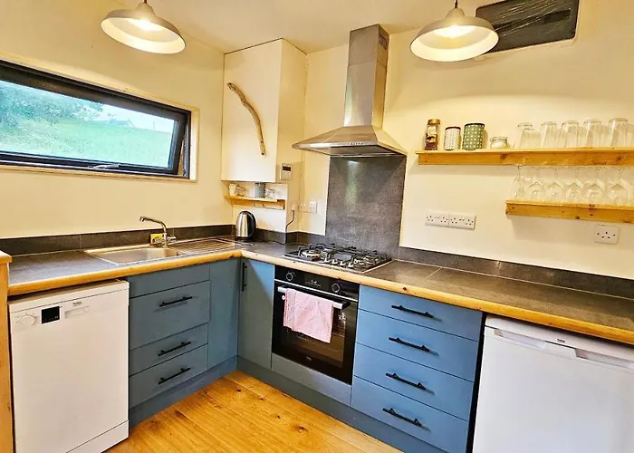 Eagle's Nest Connemara And Apartamento Westport